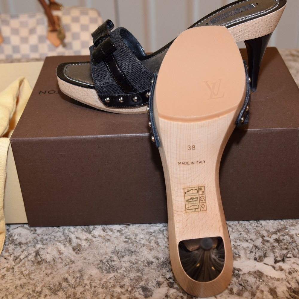 Louis Vuitton Wooden heel - Picture 2 of 5